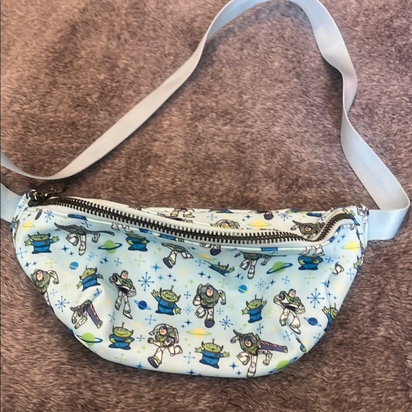 Stoney Clover Lane White and Blue Crossbody Bag - Picture 1 of 3